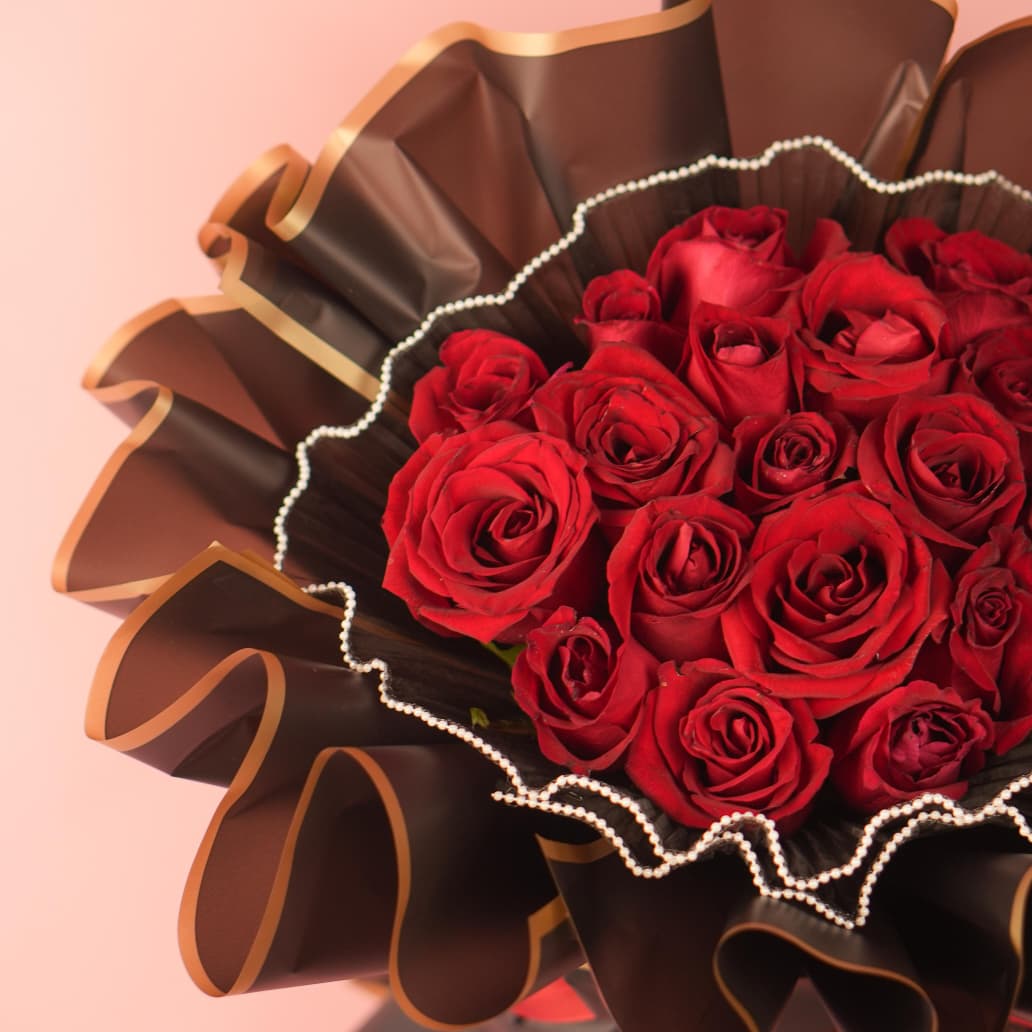 Ever Red (20 Roses)